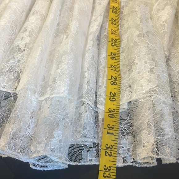 Simply Couture, Baby doll, layered Dress,Lace, with bow tie scarf, White, Medium - Picture 9 of 10